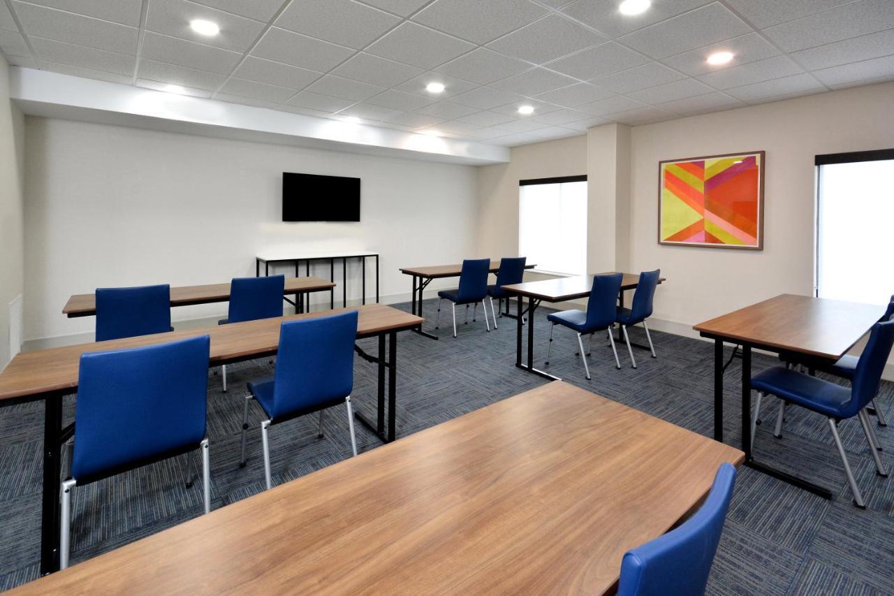 Holiday Inn Express Richmond I-64 Short Pump Area By Ihg Innsbrook Екстериор снимка